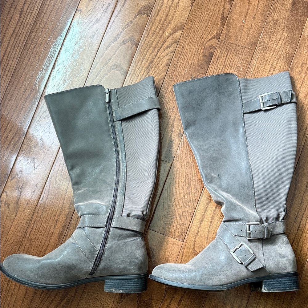 Torrid women’s grey knee high boots size 11ww. Extra wide calf.
